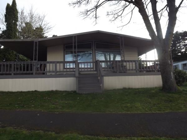 2241 N Menzies Dr, Portland, OR 97217 