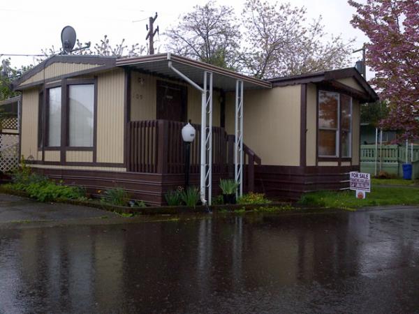 16745 SE Division #109, Portland, OR 97236 