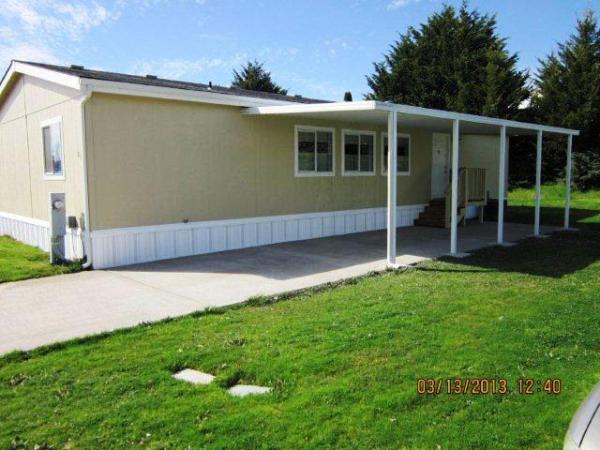 239 River Place Dr Site 52, Roseburg, OR 97471 