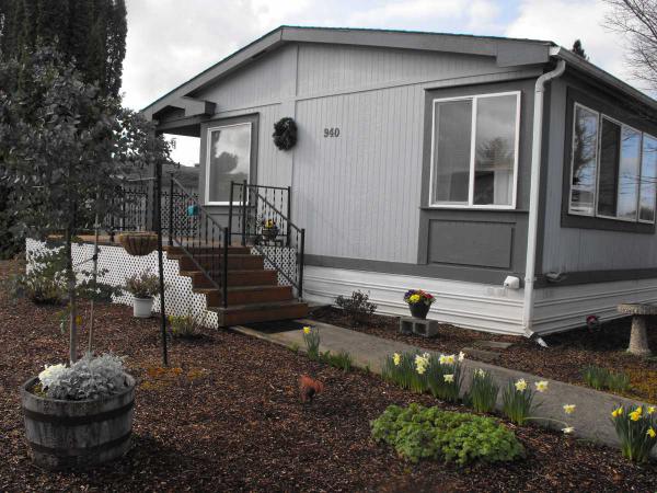 Lancaster Dr SE # 940, Salem, OR 97317 