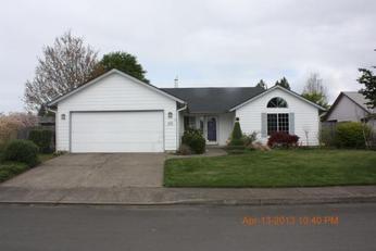 510 SE 7th Place, Canby, OR 97013 
