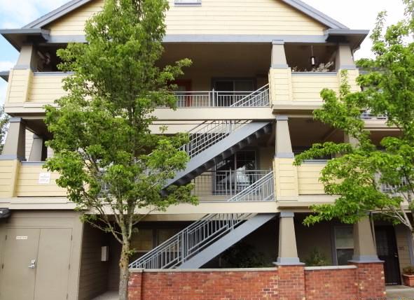 9837 Ne Irving St Apt 315, Portland, OR 97220 