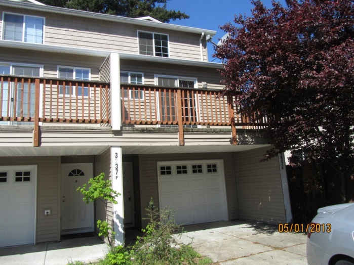 3237 SE 122nd Ave Unit E, Portland, OR 97236 