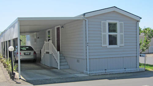 18485 SW Pacific Dr #46, Tualatin, OR 97062 