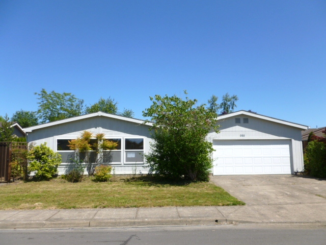 988 NW Del Monte Drive, Mcminnville, OR 97128 