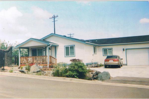 200 Littlebrook Ln, Roseburg, OR 97470 