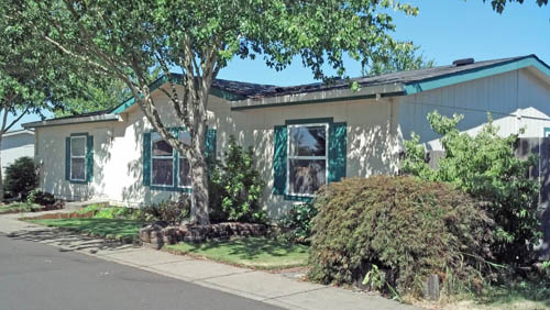 710 Bent Grass Ave, Woodburn, OR 97071 