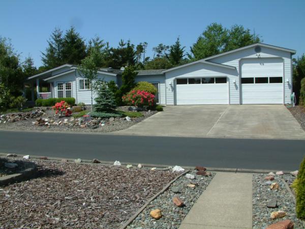 423 Sherwood Loop, Florence, OR 97439 