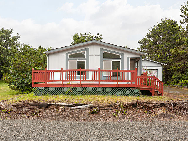 180 NE 122nd Street, Newport, OR 97365 