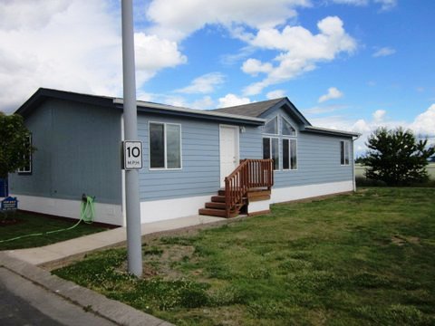 5195 Copper Creek Loop Space 186, Salem, OR 97305 