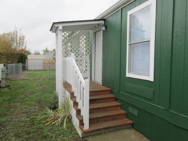 301 E Columbia Dr #63, Newberg, OR 97132 