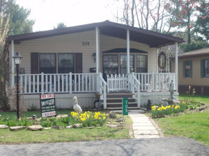 705 Fallon Drive, Lancaster, PA 17601 