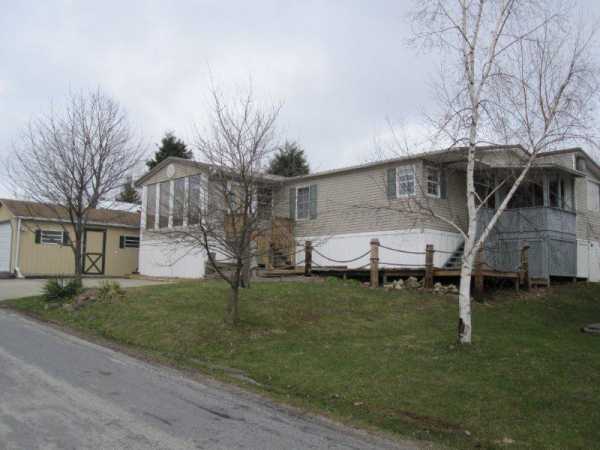 114 Howard Lane, Somerset, PA 15501 