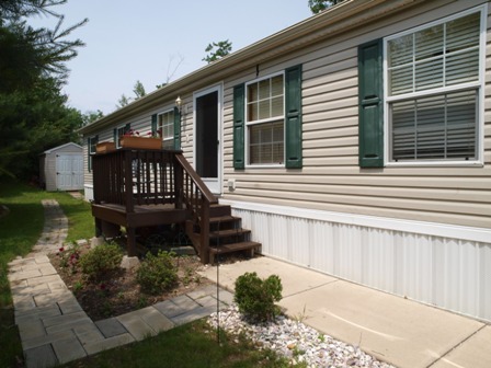 215 Hope Dr., New Ringgold, PA 17960 