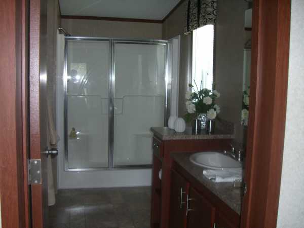 143 ADAM DR., New Oxford, PA 17350 