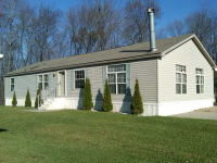 123 Merle LN, New Castle, PA 16101 