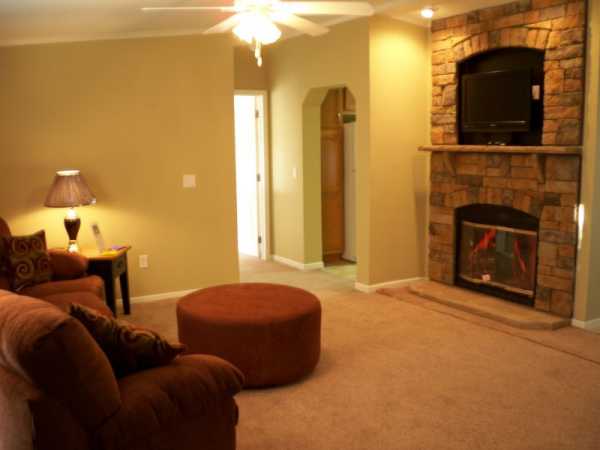 8 Lois Lane, Mechancisburg, PA 17050 