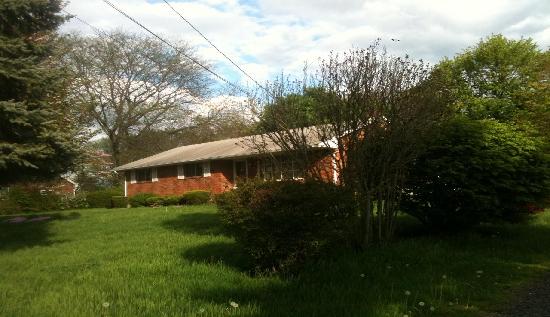 334 Front Street, Alburtis, PA 18011 