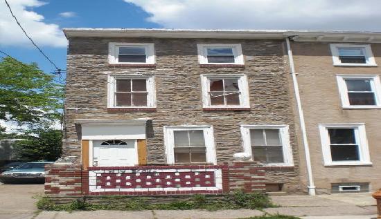 27 East Meehan Avenue, Philadelphia, PA 19119 