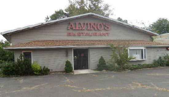 8630 New Falls Road, Levittown, PA 19054 