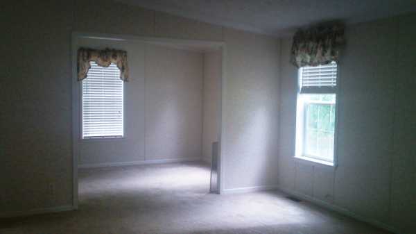 2461 ELIZABETH AVE, A14, Temple, PA 19560 