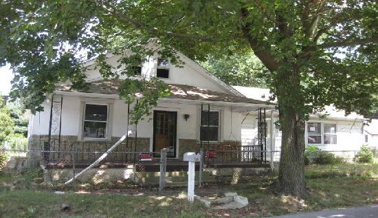 39 South Park Avenue, Coatesville, PA 19320 