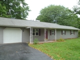 2001 WABANK RD, LANCASTER, PA 17603 