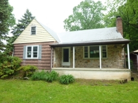 211 RESERVOIR RD, QUAKERTOWN, PA 18951 