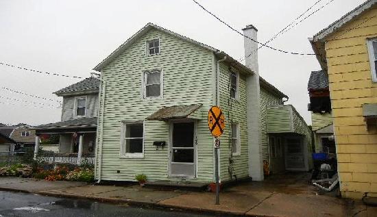 106 Fairview Street, Mount Joy, PA 17552 