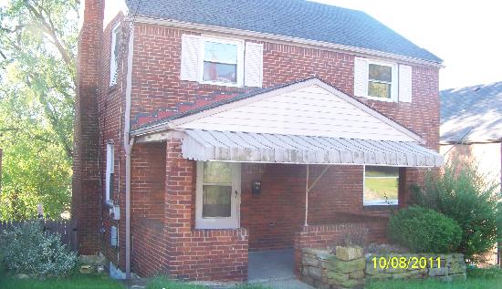 4029 Dalewood St, Pittsburgh, PA 15227 