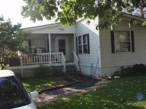 42 Oakwood Ct., Bath, PA 18014 