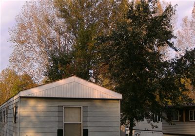 8 Woodside, Mc Kean, PA 16426 