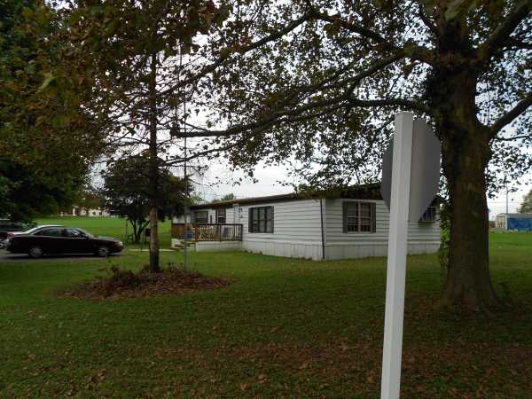 22 Hilltop, West Grove, PA 19390 