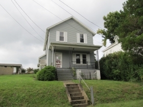 29 CRAWFORD ST., UNIONTOWN, PA 15401 