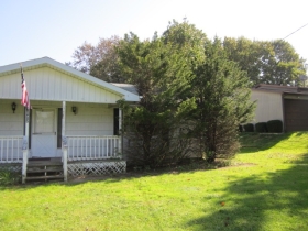 124 JACKSON RD, SHAVERTOWN, PA 18708 