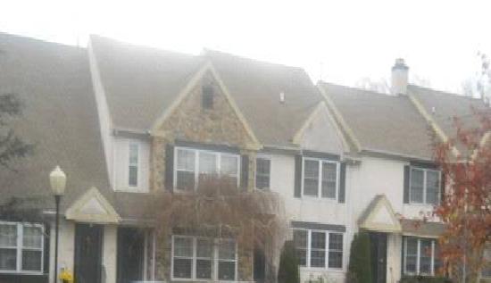 40 Dover Court, Morgantown, PA 19543 