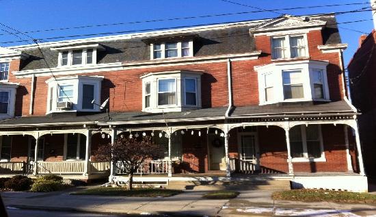 1295 West King Street, York, PA 17404 