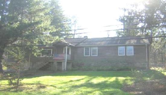 58A Roemerville Road, Greentown, PA 18426 