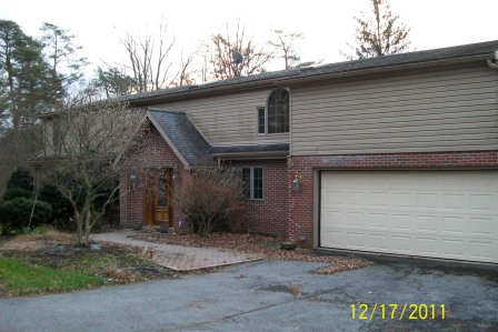 2 Oak Lane, Lock Haven, PA 17745 