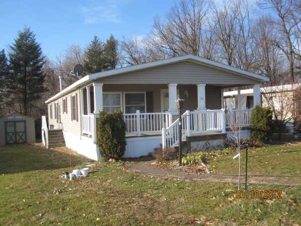 26 Trailer Rd, Leesport, PA 19533 