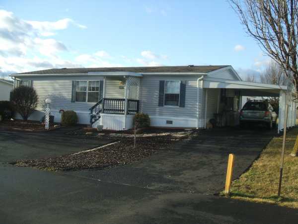 9113 S. Primrose Circle, Breinigsville, PA 18031 