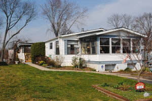 204 Greyfield Drive, Lancaster, PA 17603 