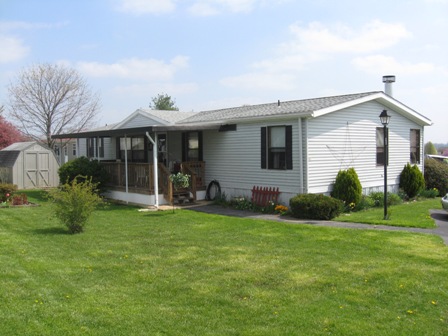 90 Maple Road, Dover, PA 17315 