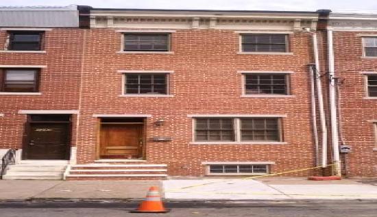 1345 Christian Street, Philadelphia, PA 19147 