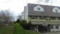1717 N Hills Dr, Norristown, PA 19401 