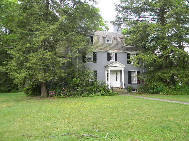 439 Maple Ln, Sewickley, PA 15143 