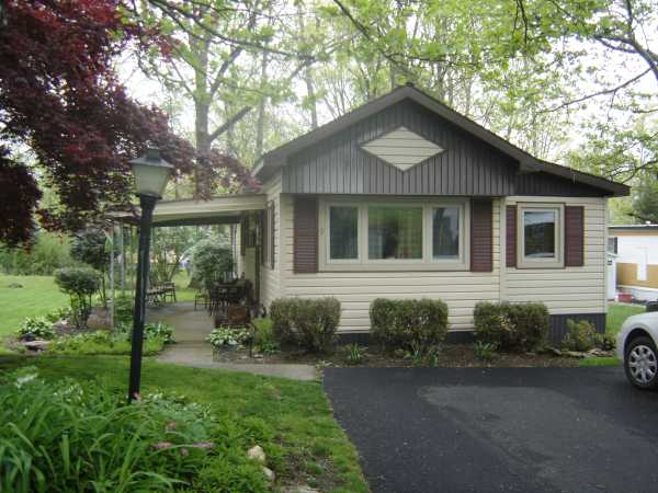 9 Brookside Drive, Bath, PA 18014 