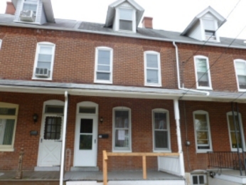 218 Jefferson St, East Greenville, PA 18041 