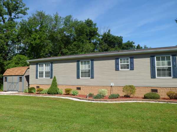327 Satellite Drive, Milton, PA 17847 