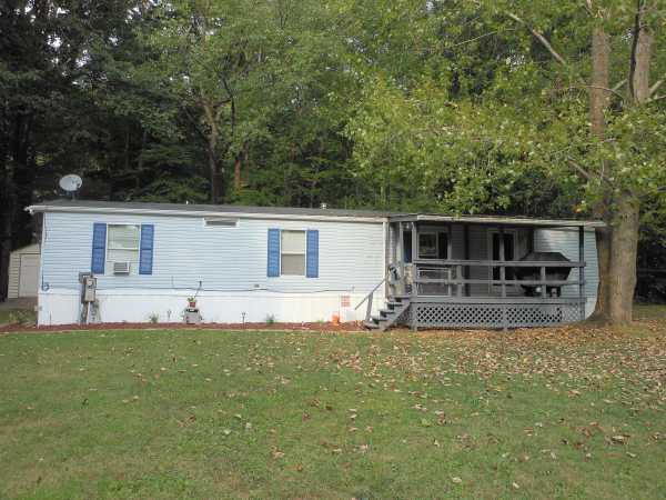 132 Popernack Lane, Somerset, PA 15501 